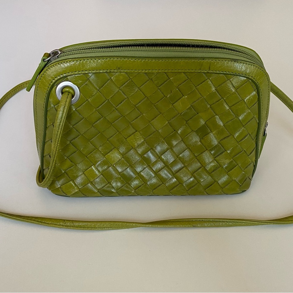 Olive green genuine leather vintage 90’s BoBo Bags CA crossbody